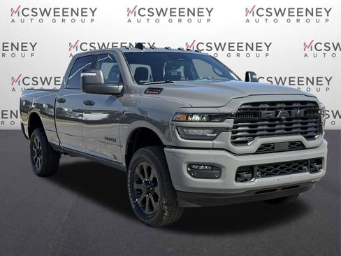 New 2026 RAM 2500 Big Horn AWD/4WD image 8