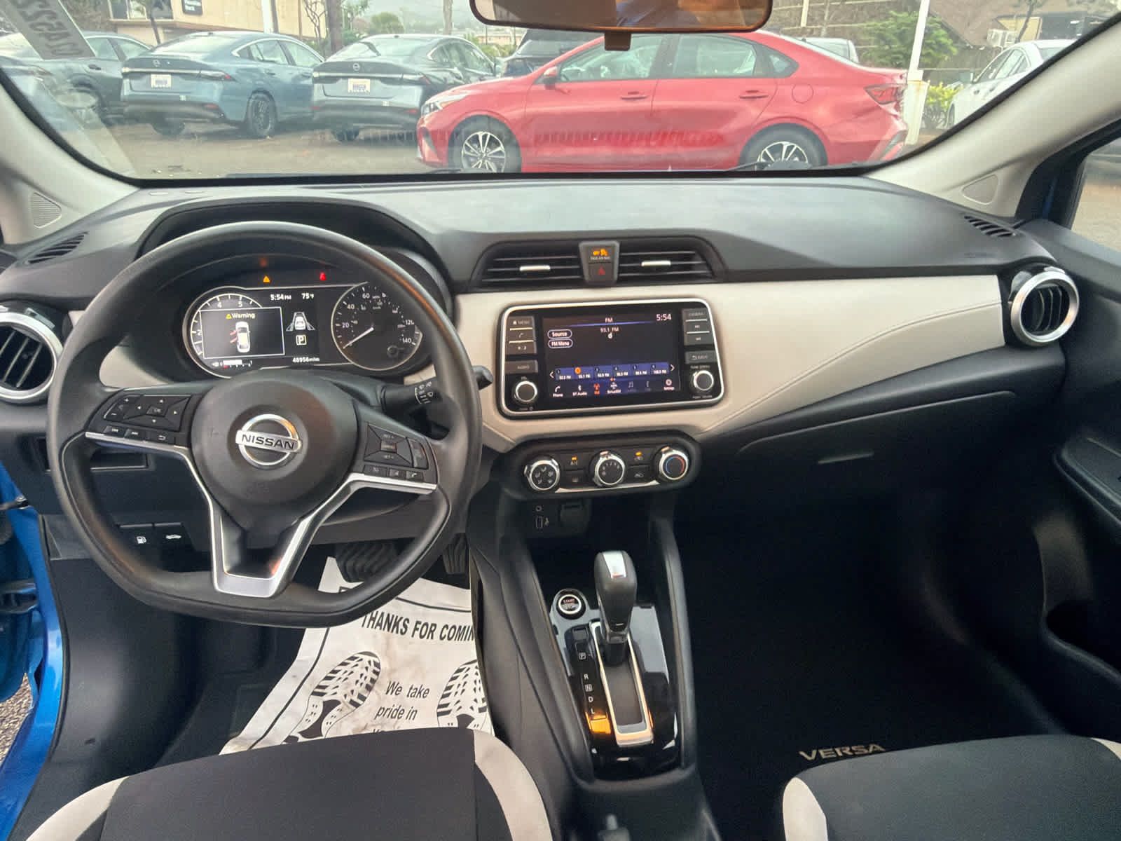 Used 2021 Nissan Versa SV FWD image 10