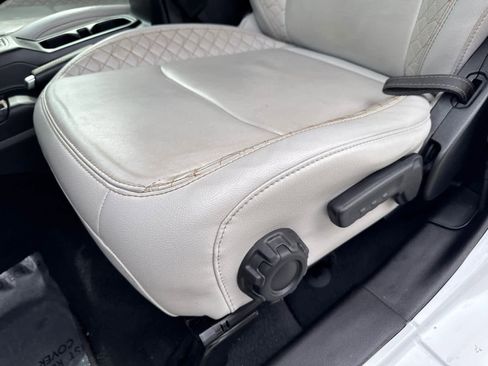 Used 2021 Jeep Wrangler Unlimited Sahara image 15