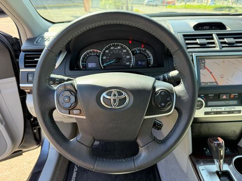 Used 2012 Toyota Camry XLE image 26