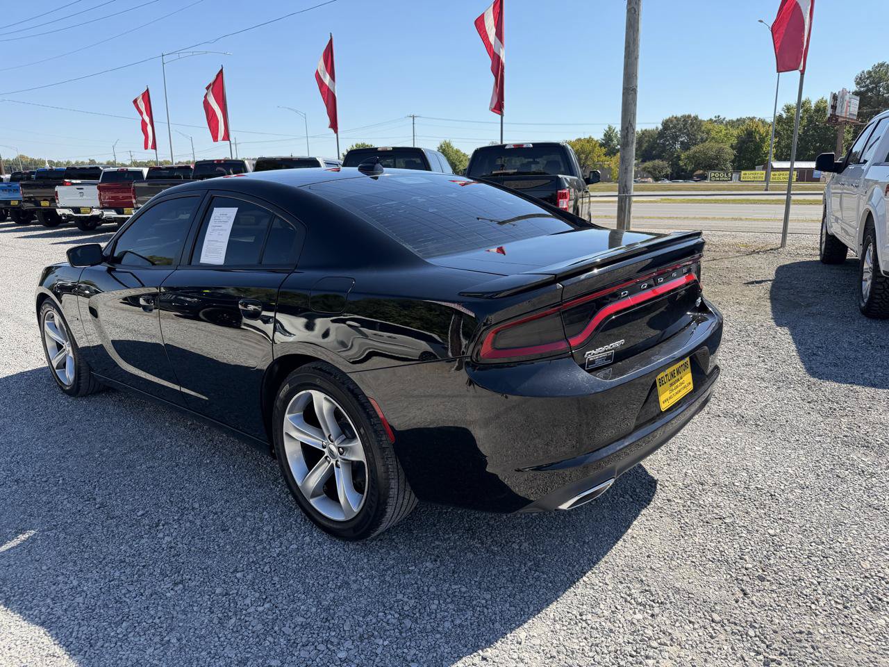 Used 2017 Dodge Charger R/T RWD image 18