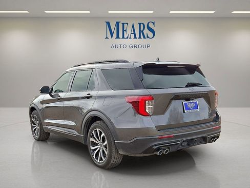 Used 2020 Ford Explorer ST w/ Premium Technology Package image 3