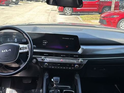 Used 2024 Kia Telluride S image 13