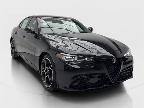 New 2026 Alfa Romeo Giulia RWD image 2