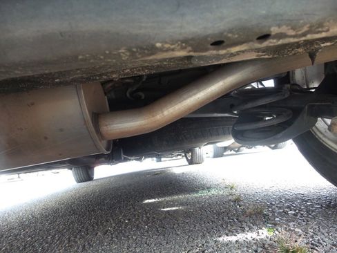 Used 2005 Toyota Sienna XLE image 36