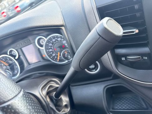 Used 2019 RAM 3500 Tradesman w/ Chrome Appearance Group image 23