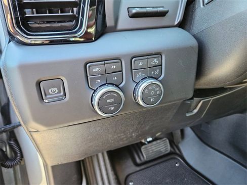 New 2026 GMC Sierra 2500 AT4X image 19