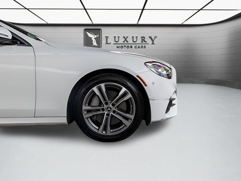 Used 2022 Mercedes-Benz E 350 4MATIC Sedan image 10