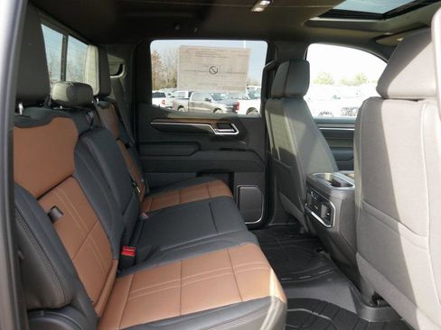 New 2026 Chevrolet Silverado 1500 High Country image 13