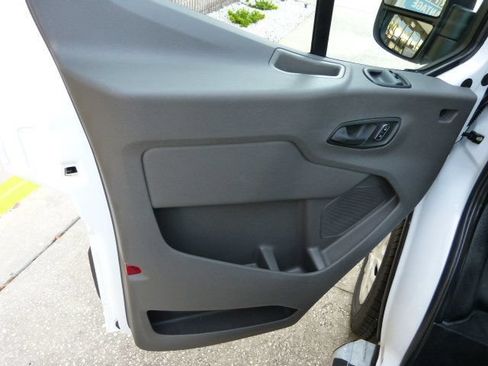 Used 2025 Ford Transit 250 Low Roof w/ Exterior Upgrade Package RWD image 25