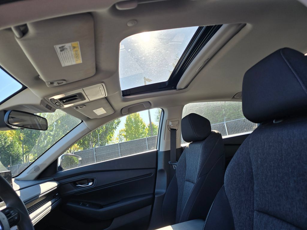 Certified 2024 Honda Accord EX image 5