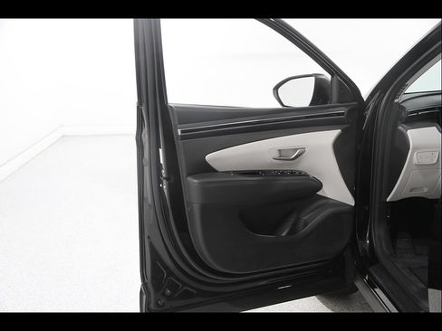 Certified 2024 Hyundai Tucson SEL AWD/4WD image 4