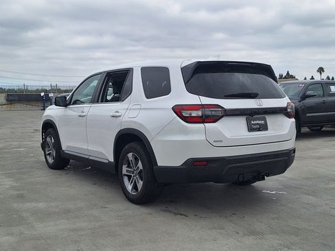 Used 2023 Honda Pilot EX-L image 7