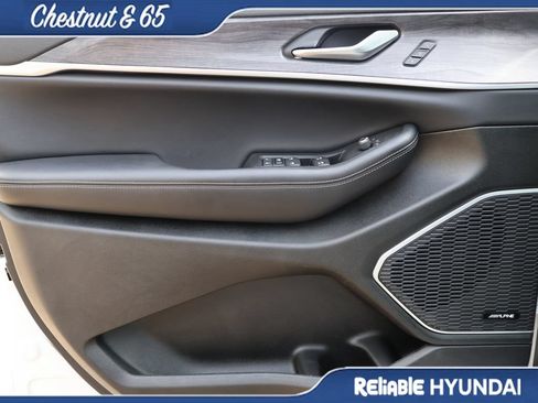 Used 2024 Jeep Grand Cherokee Limited 4xe AWD/4WD image 22