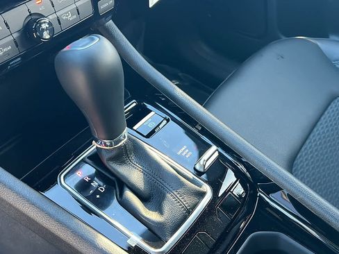 New 2026 Jeep Compass Latitude image 13