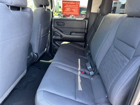 Certified 2024 Nissan Frontier S image 11