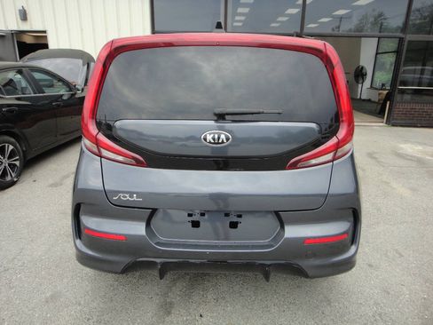 Used 2021 Kia Soul GT-Line FWD image 5