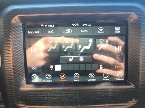 Certified 2022 Jeep Wrangler Unlimited Sport AWD/4WD image 19