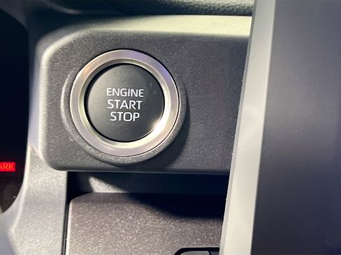 New 2026 Toyota 4Runner SR5 AWD/4WD image 24