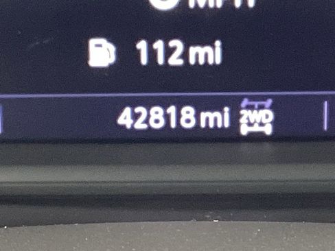 Used 2021 GMC Sierra 1500 SLT image 4