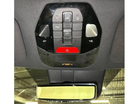 Used 2024 Kia EV9 GT-Line AWD/4WD image 39
