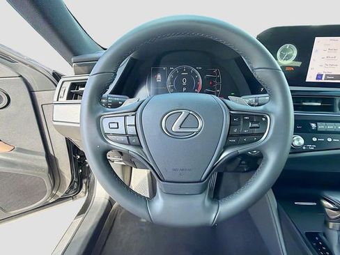Used 2023 Lexus ES 350 w/ Accessory Package (Z2) FWD image 37