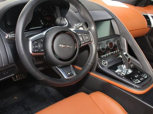 Used 2023 Jaguar F-TYPE R image 11