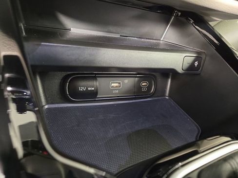 Certified 2023 Kia Soul EX image 27