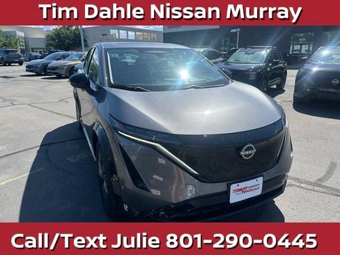 Used 2024 Nissan Ariya AWD image 3