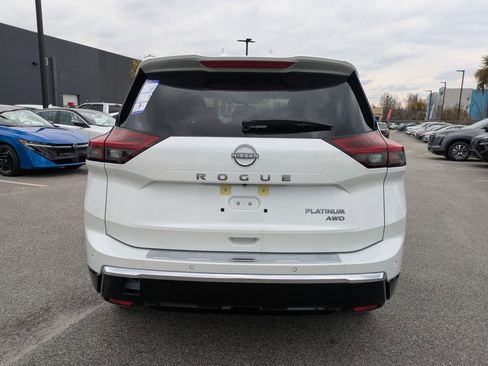 New 2026 Nissan Rogue Platinum w/ Tech Package AWD/4WD image 5