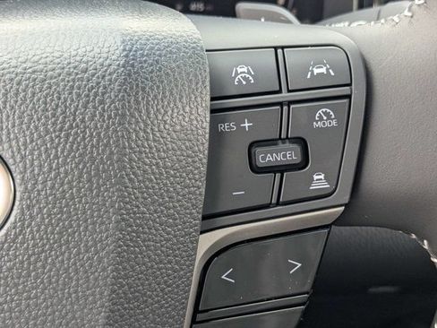 Used 2026 Toyota Camry SE FWD image 24