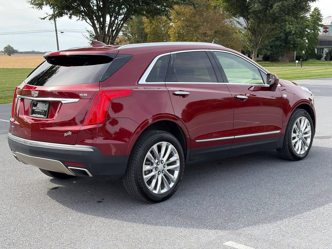 Used 2018 Cadillac XT5 Platinum w/ Driver Assist Package AWD/4WD image 8