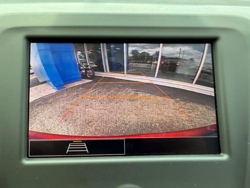 Certified 2024 Chevrolet Equinox LT w/ LPO, Floor Liner Package FWD image 20
