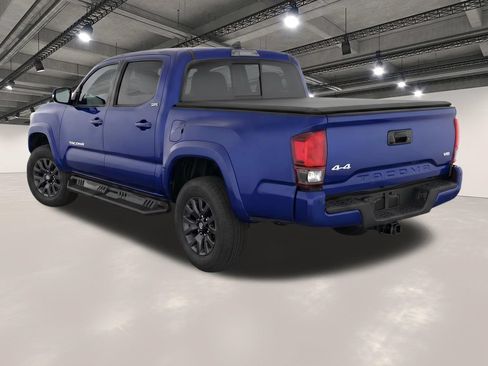 Used 2023 Toyota Tacoma SR5 w/ Technology Package AWD/4WD image 8