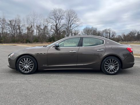 Used 2018 Maserati Ghibli GranLusso image 7