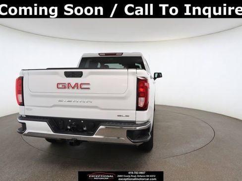 Used 2023 GMC Sierra 1500 SLE image 16