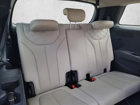 Used 2021 Hyundai Palisade Limited FWD image 16