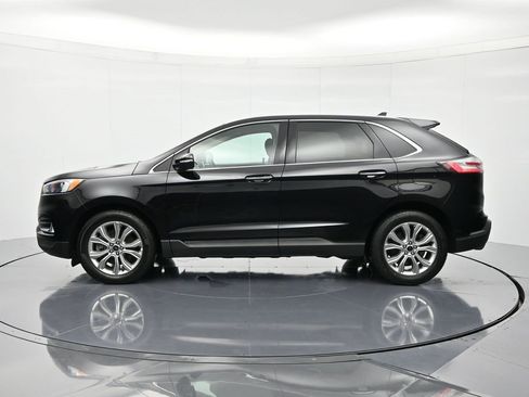 Used 2024 Ford Edge Titanium image 9