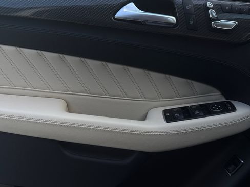 Used 2019 Mercedes-Benz GLE 43 AMG 4MATIC image 21