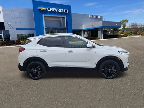 Used 2024 Buick Encore GX Sport Touring AWD/4WD image 23