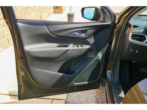 Used 2024 Chevrolet Equinox LT w/ LPO, Floor Liner Package AWD/4WD image 9