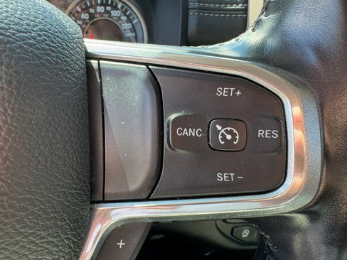 Used 2021 RAM 1500 Laramie w/ Off Road Group AWD/4WD image 23