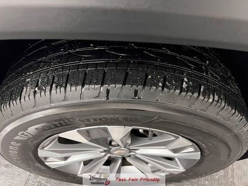 Used 2025 Chevrolet Equinox LT image 18