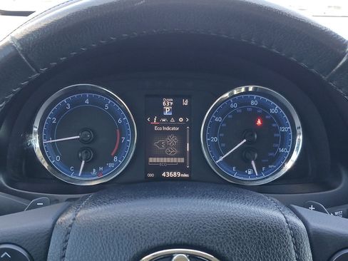 Used 2019 Toyota Corolla SE image 20