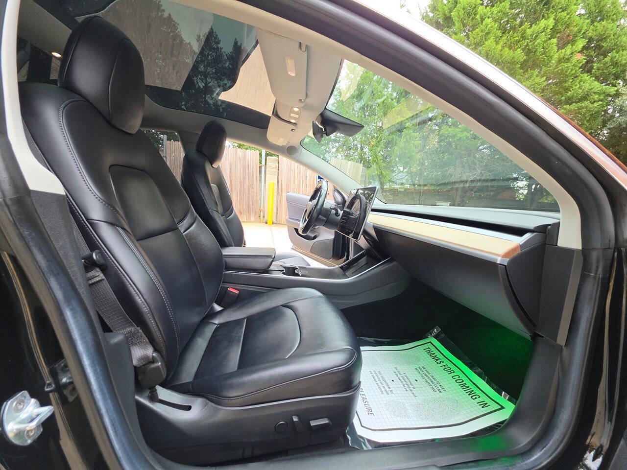 Used 2018 Tesla Model 3 Long Range RWD image 12