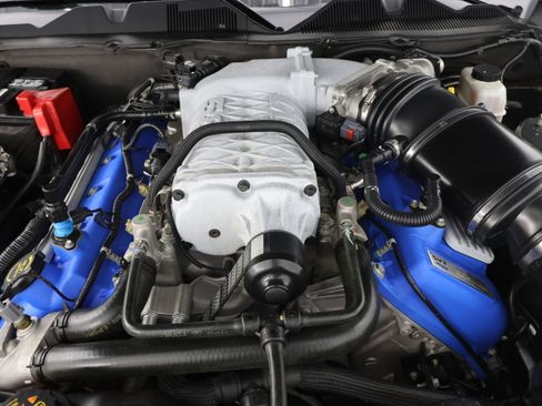Used 2013 Ford Mustang Shelby GT500 RWD image 18