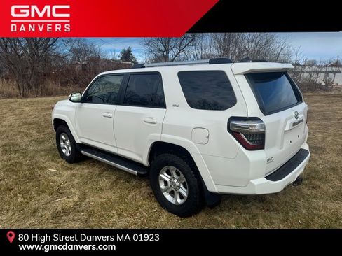 Used 2019 Toyota 4Runner SR5 Premium image 3