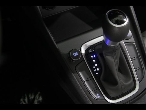 Certified 2023 Hyundai Kona SEL AWD/4WD image 15