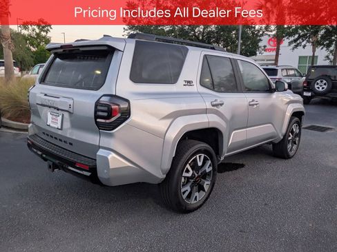 Certified 2025 Toyota 4Runner TRD Sport AWD/4WD image 5