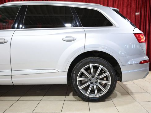 Used 2018 Audi Q7 3.0T Premium Plus w/ Premium Plus Package AWD/4WD image 6